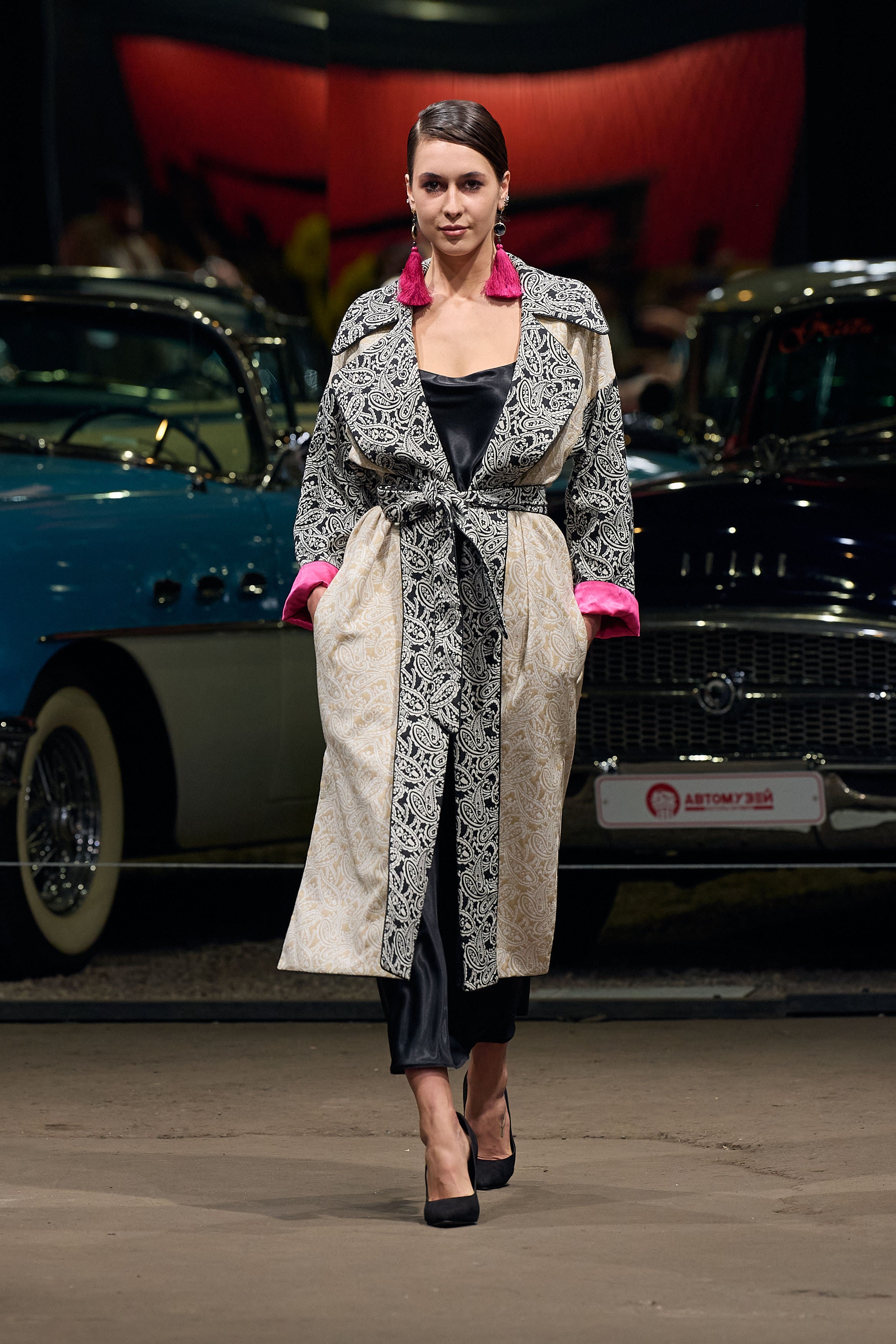 coat with belt and pink ends