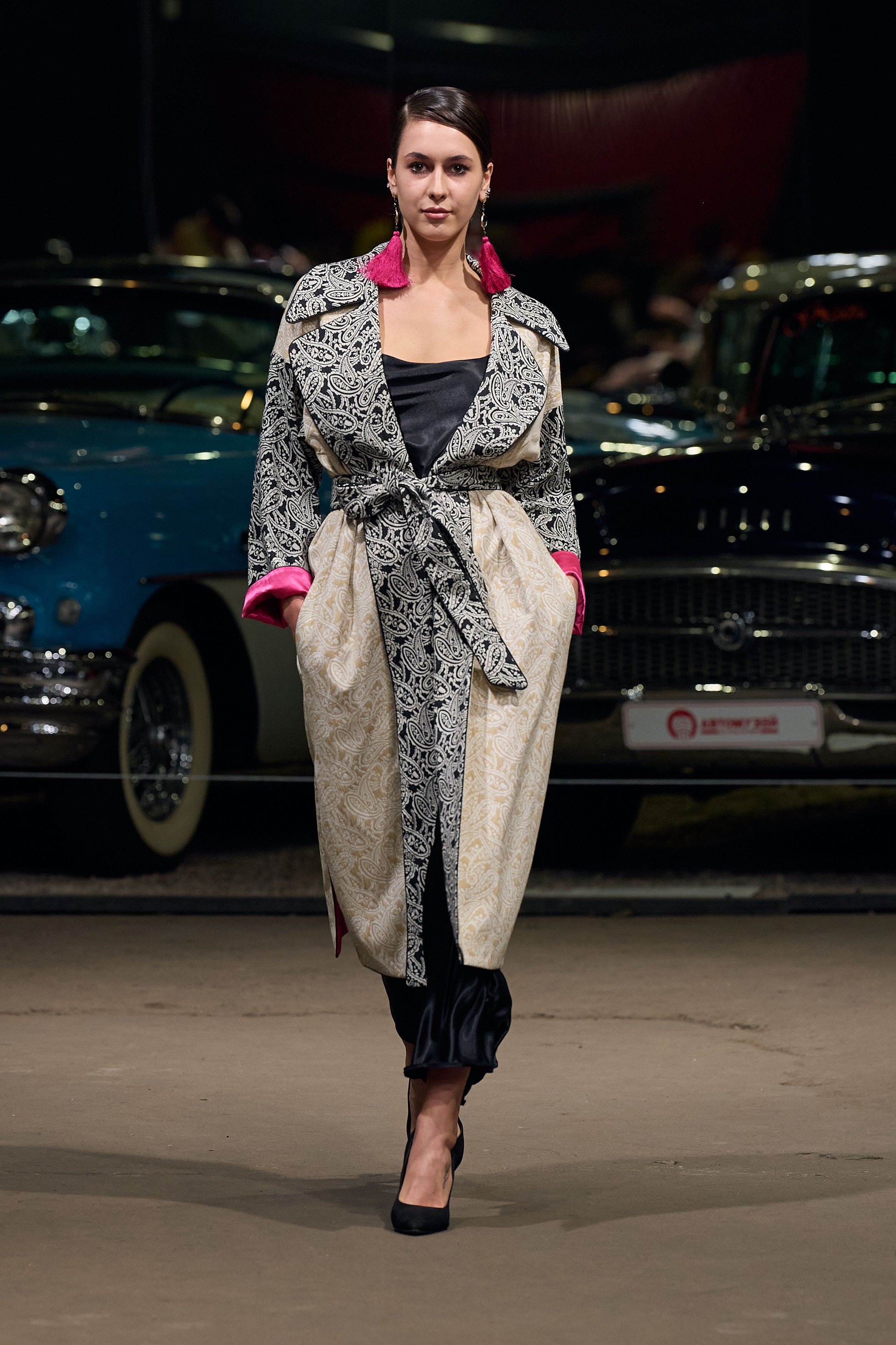 coat with belt and pink ends