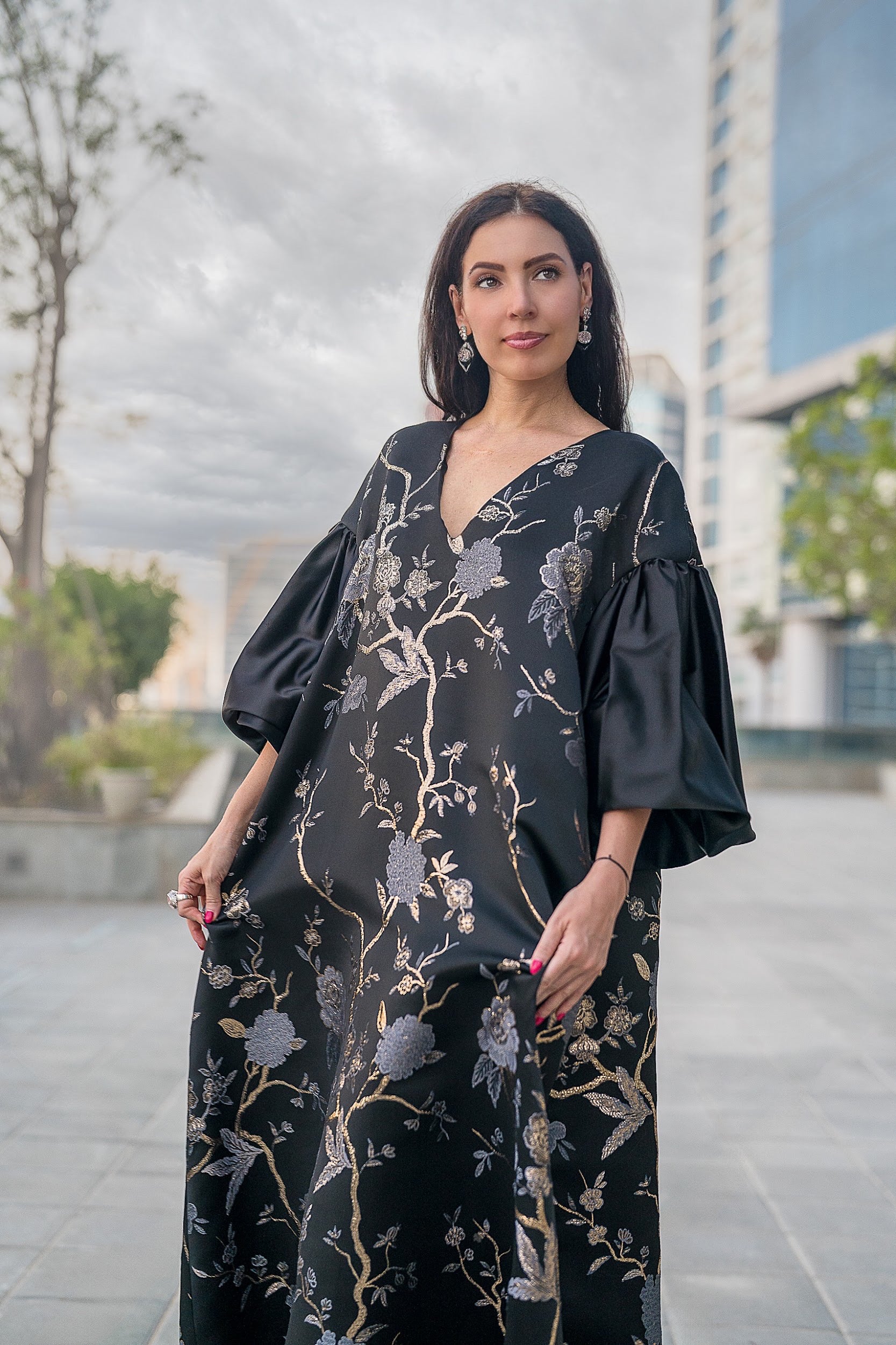 Dress with fluffy sleeves